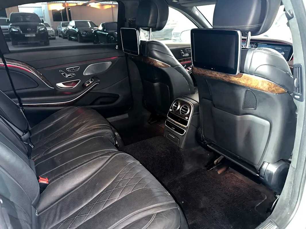 Car Image 2016 MAYBACH S 550 