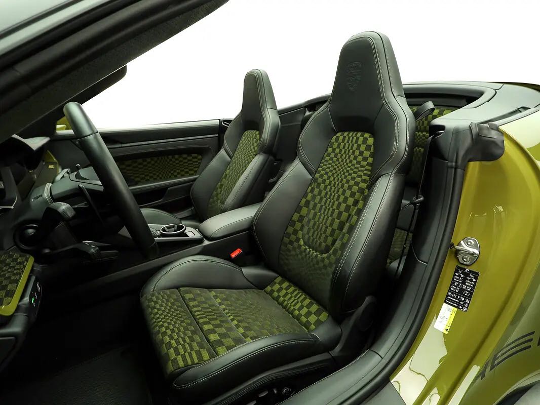 Car Image 2026 PORSCHE 911 Carrera GTS
