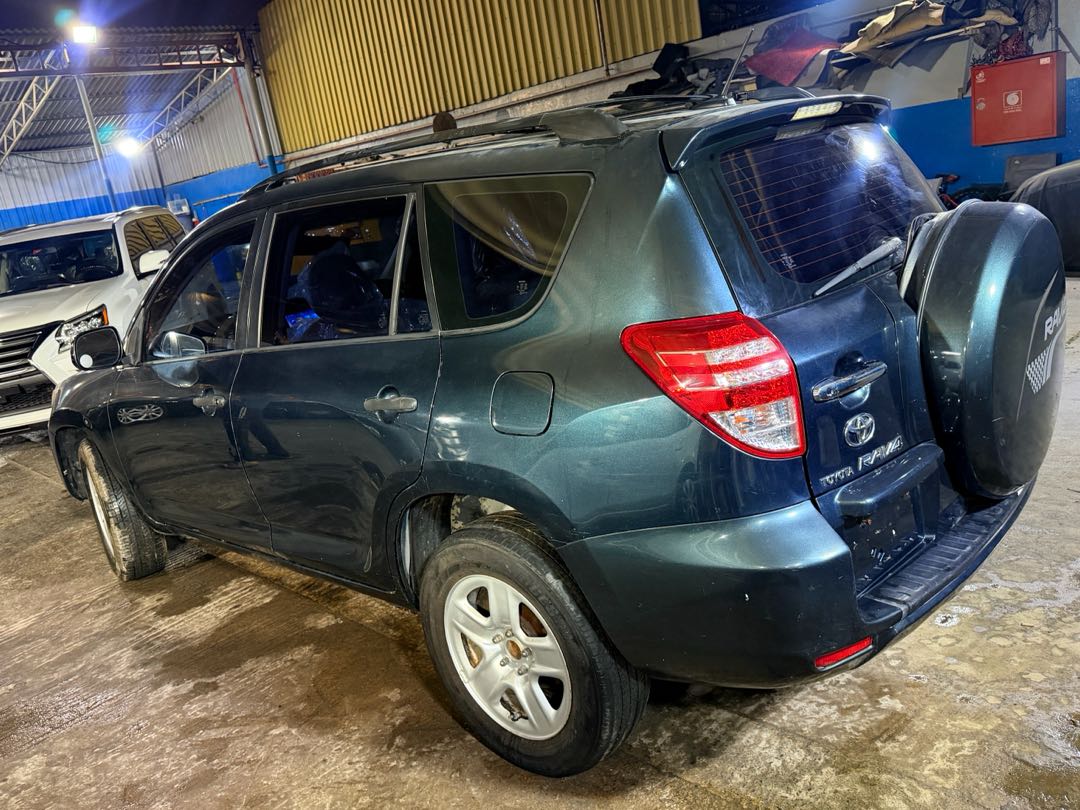Car Image 2009 TOYOTA RAV4 Basic