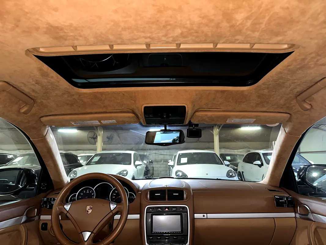Car Image 2009 PORSCHE CAYENNE GTS