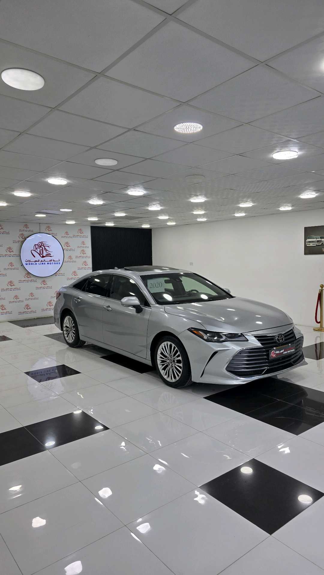 Car Image 2020 TOYOTA AVALON LIMITED