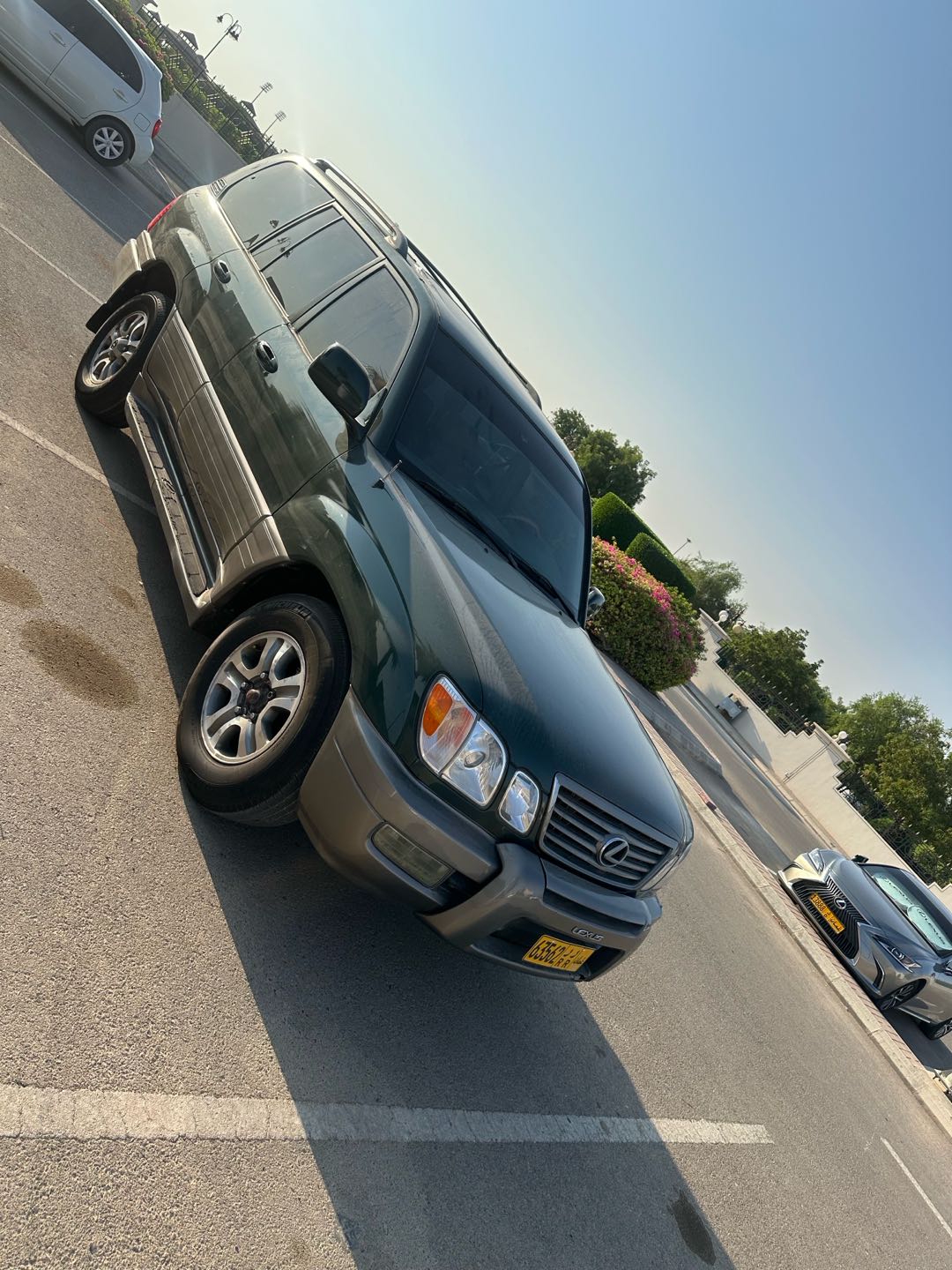 Car Image 2000 LEXUS LX 470
