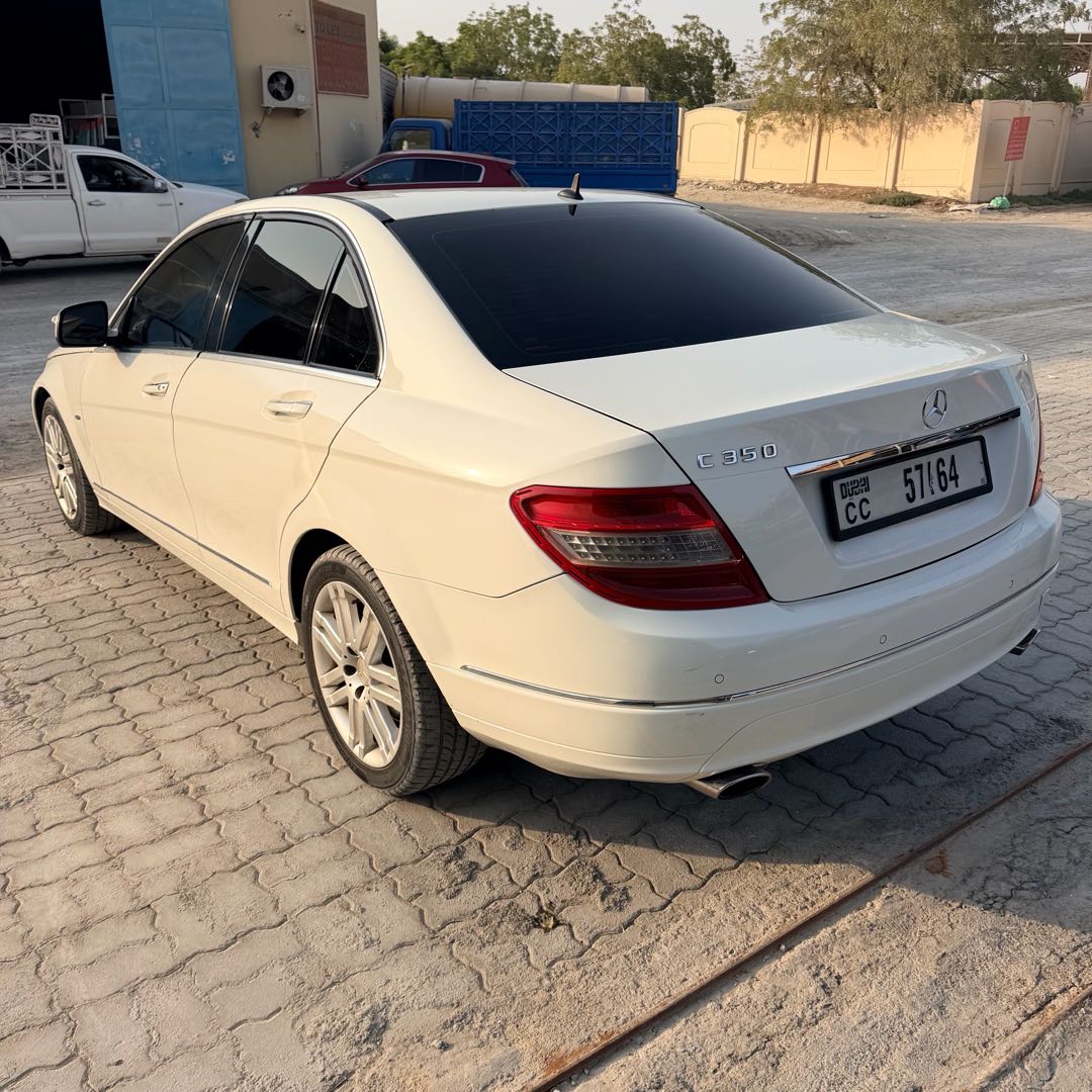 Car Image 2009 MERCEDES C Class 350