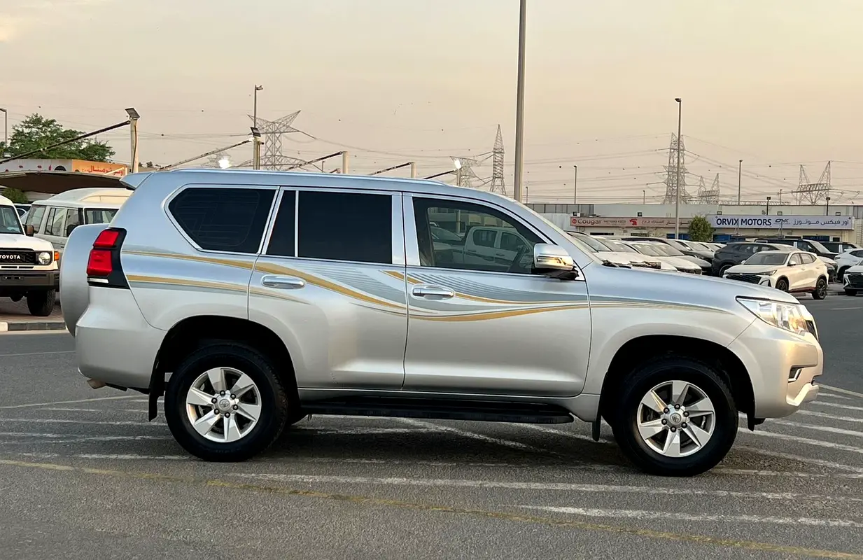 Car Image 2022 TOYOTA Prado TXL