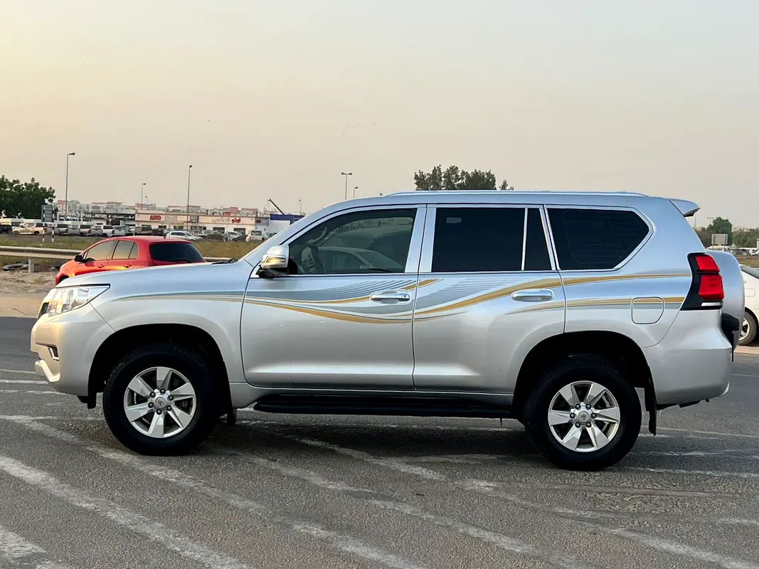 Car Image 2022 TOYOTA Prado TXL