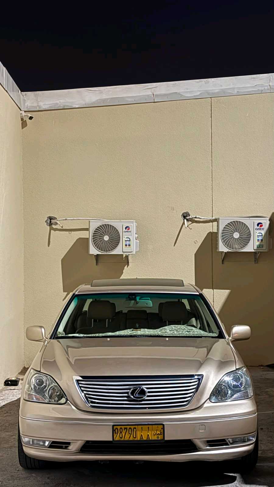 Car Image 2004 LEXUS LS 430