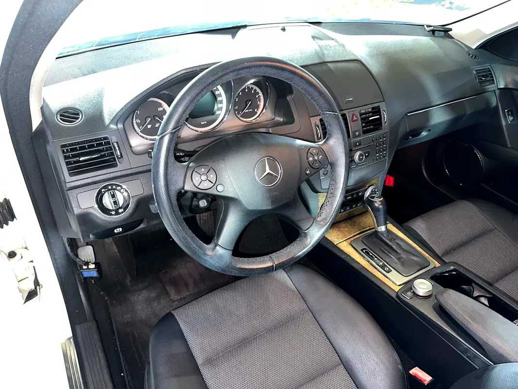Car Image 2010 MERCEDES C Class 300