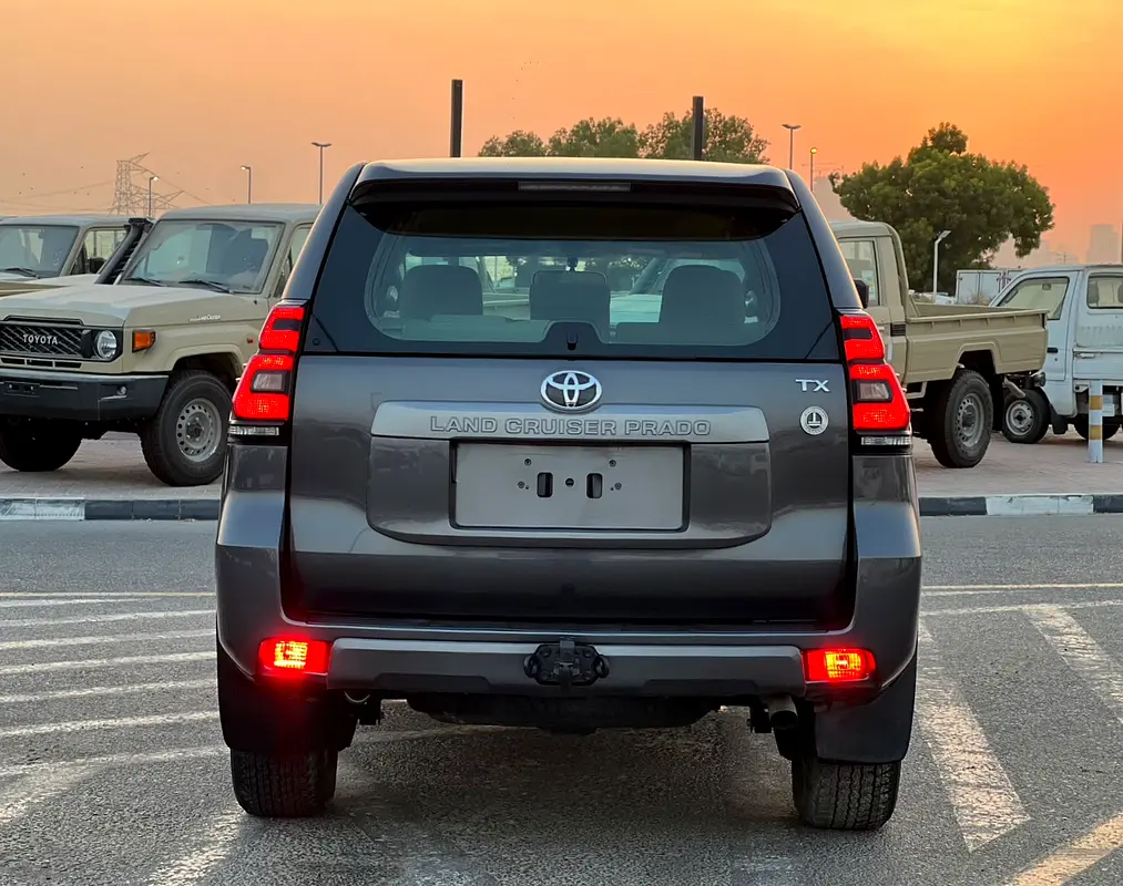 Car Image 2022 TOYOTA Prado TXL