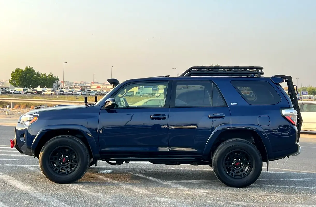 Car Image 2024 TOYOTA 4RUNNER SR5