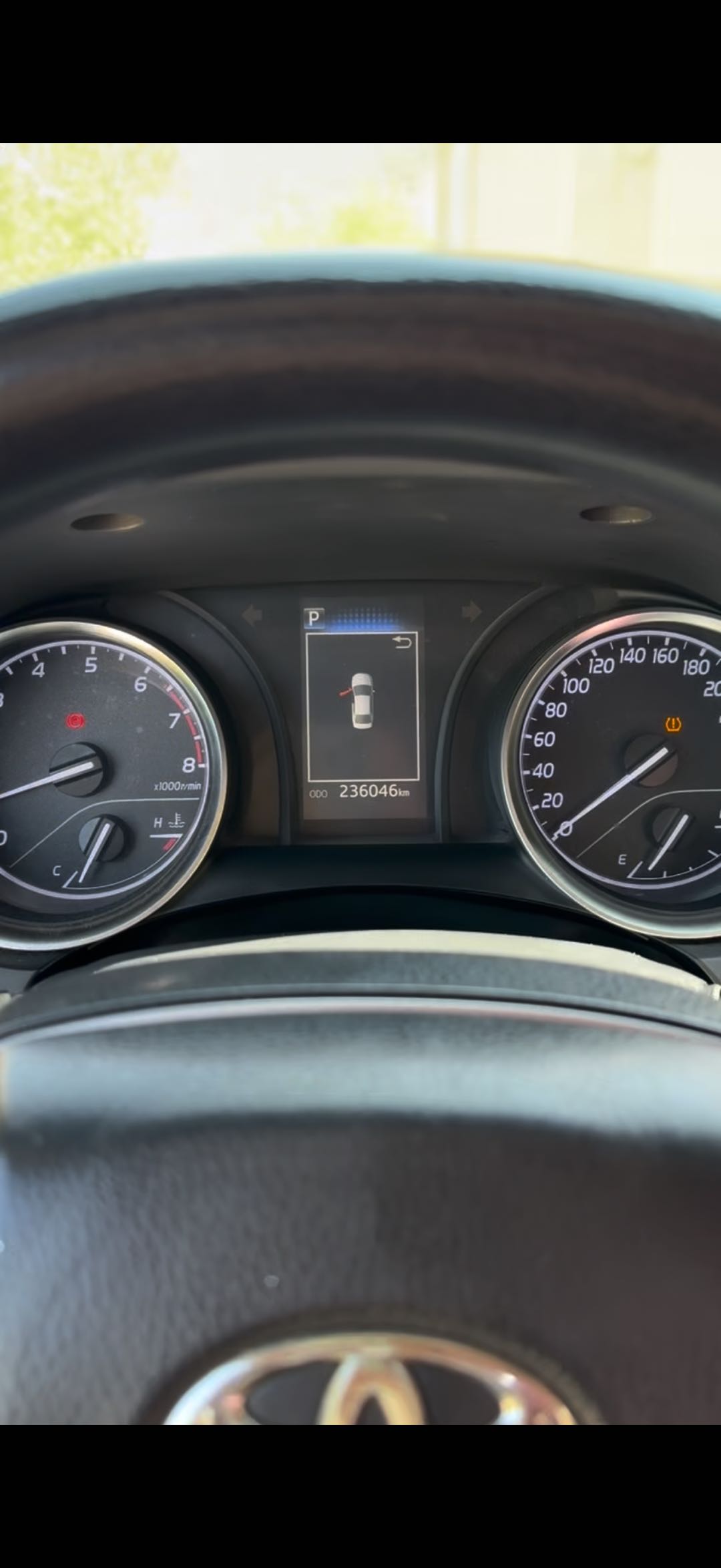 Car Image 2019 TOYOTA CAMRY E
