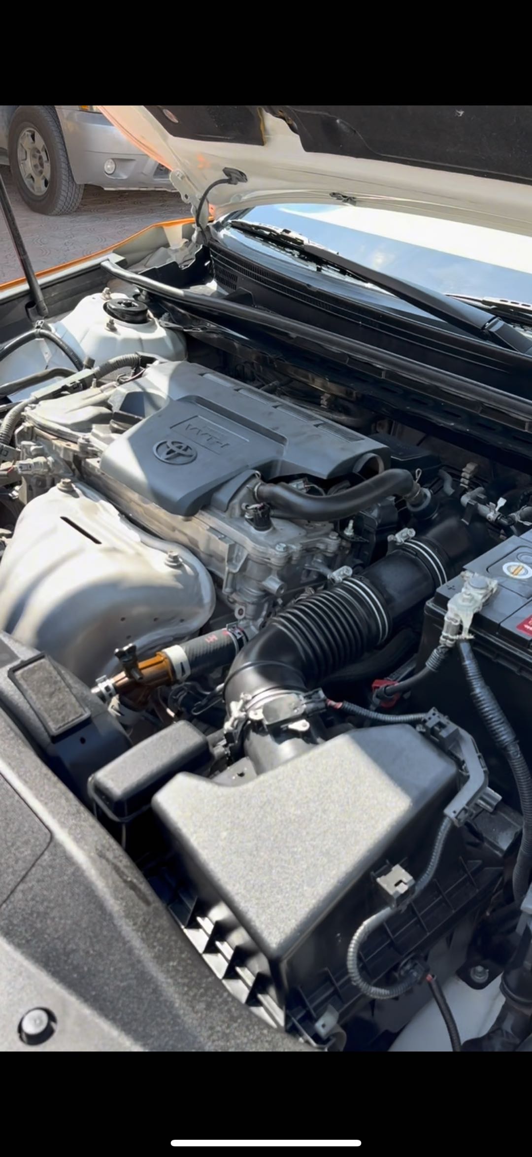 Car Image 2019 TOYOTA CAMRY E
