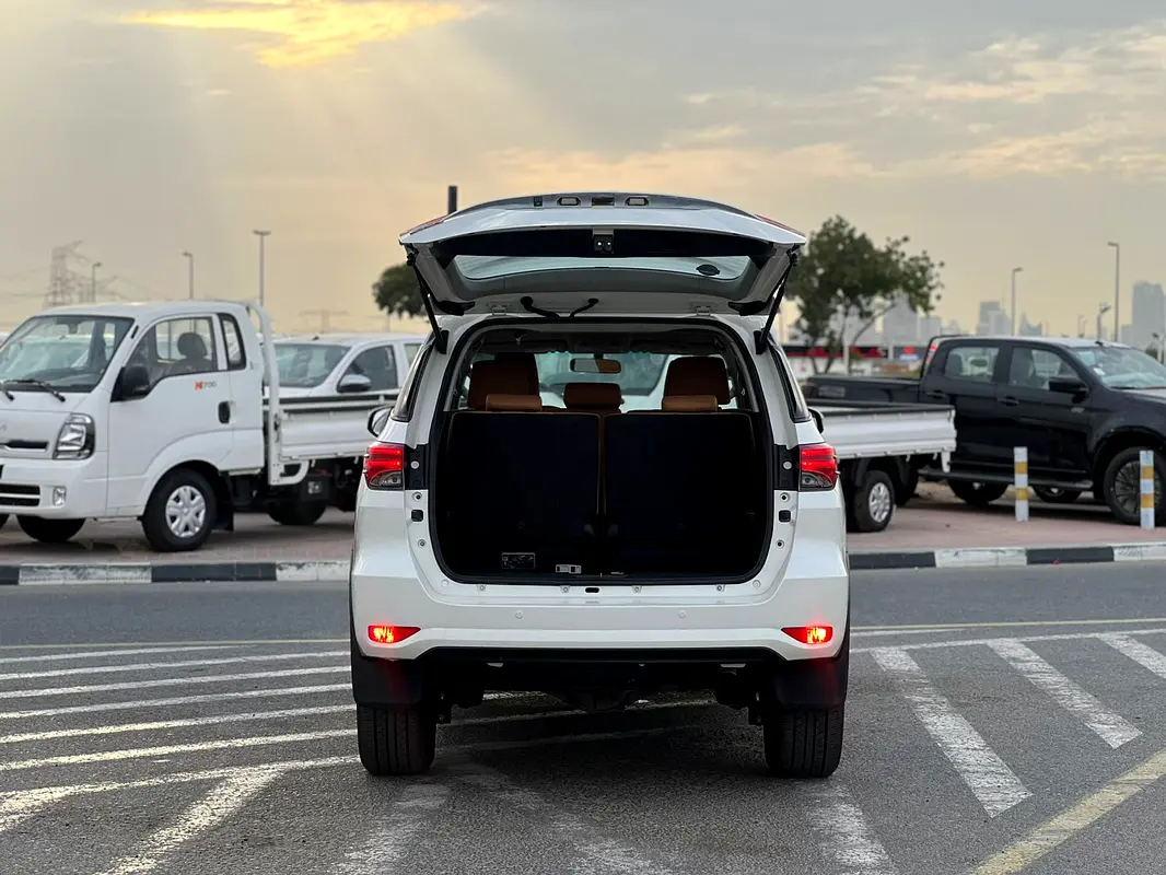 Car Image 2019 TOYOTA FORTUNER EXR