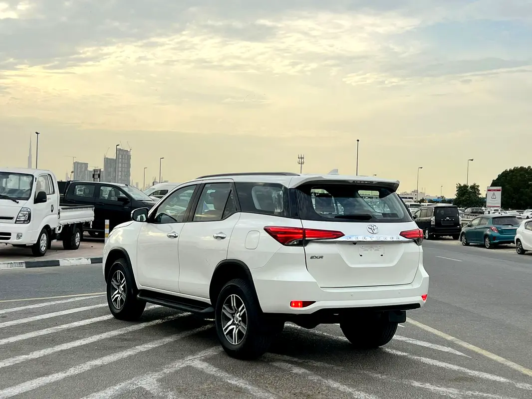 Car Image 2019 TOYOTA FORTUNER EXR