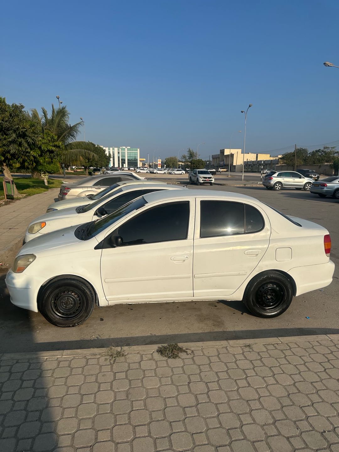 Car Image 2004 TOYOTA ECHO 