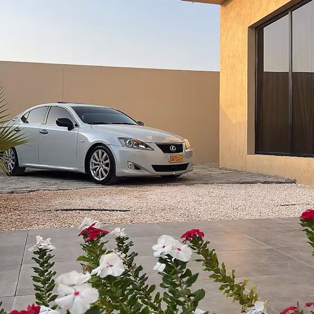 Car Image 2008 LEXUS IS 