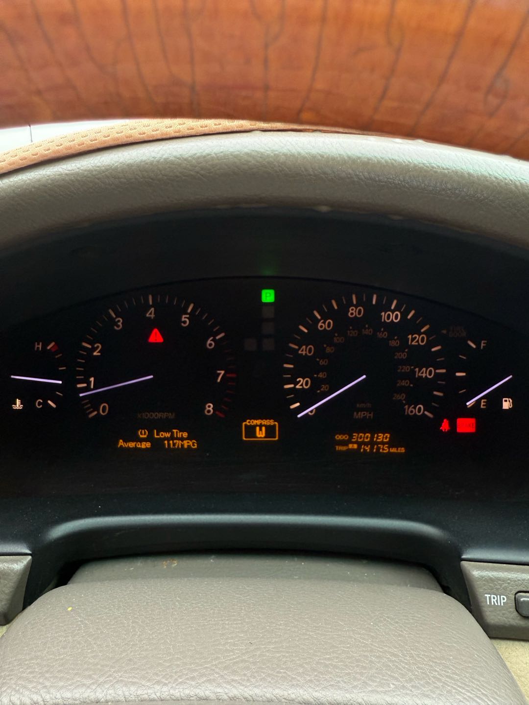 Car Image 2004 LEXUS LS 430 3/4 Ultra