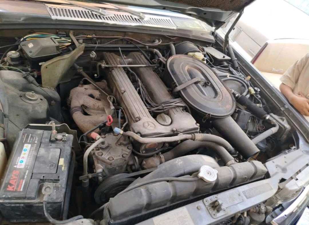 Car Image 1981 MERCEDES SEL 