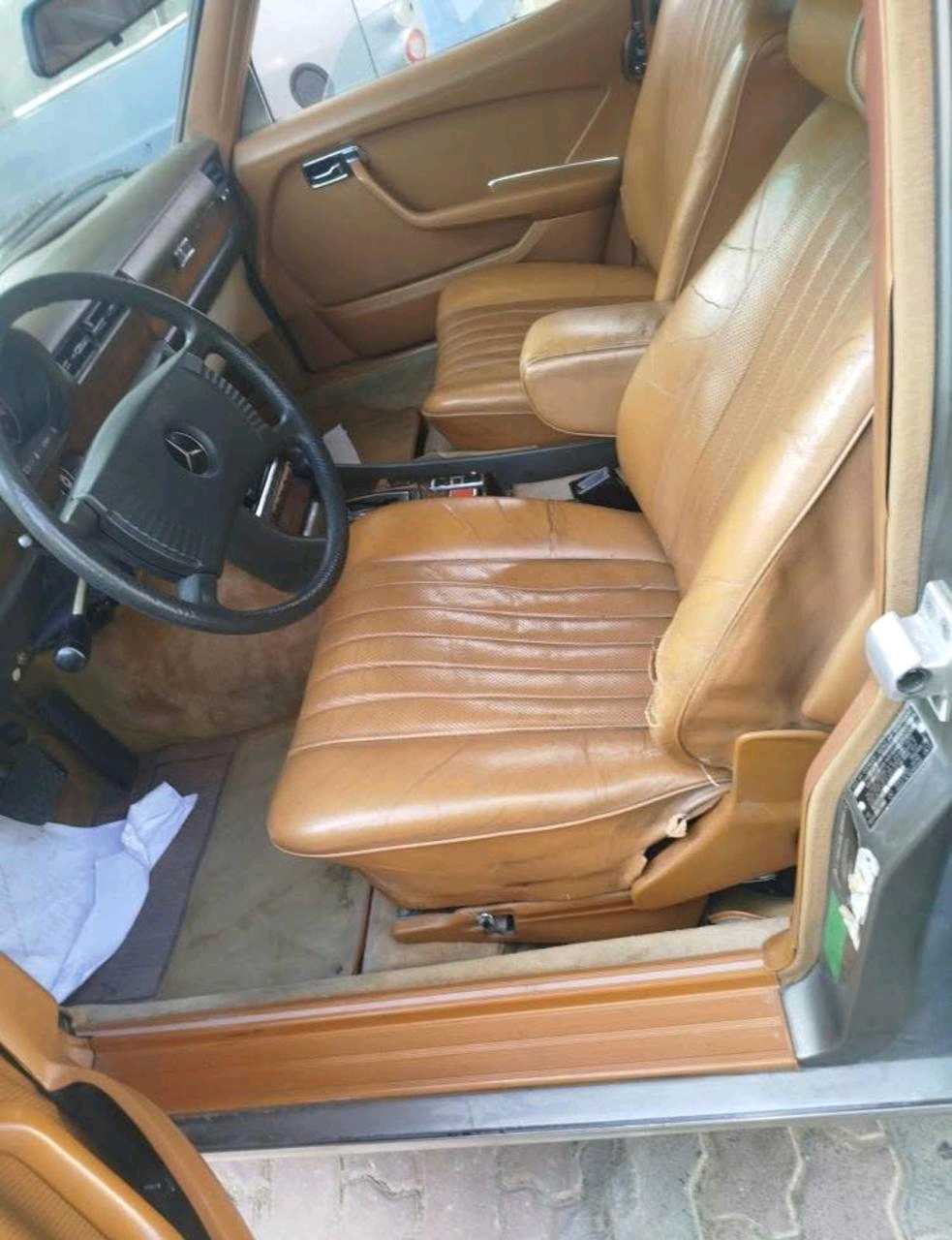Car Image 1981 MERCEDES SEL 