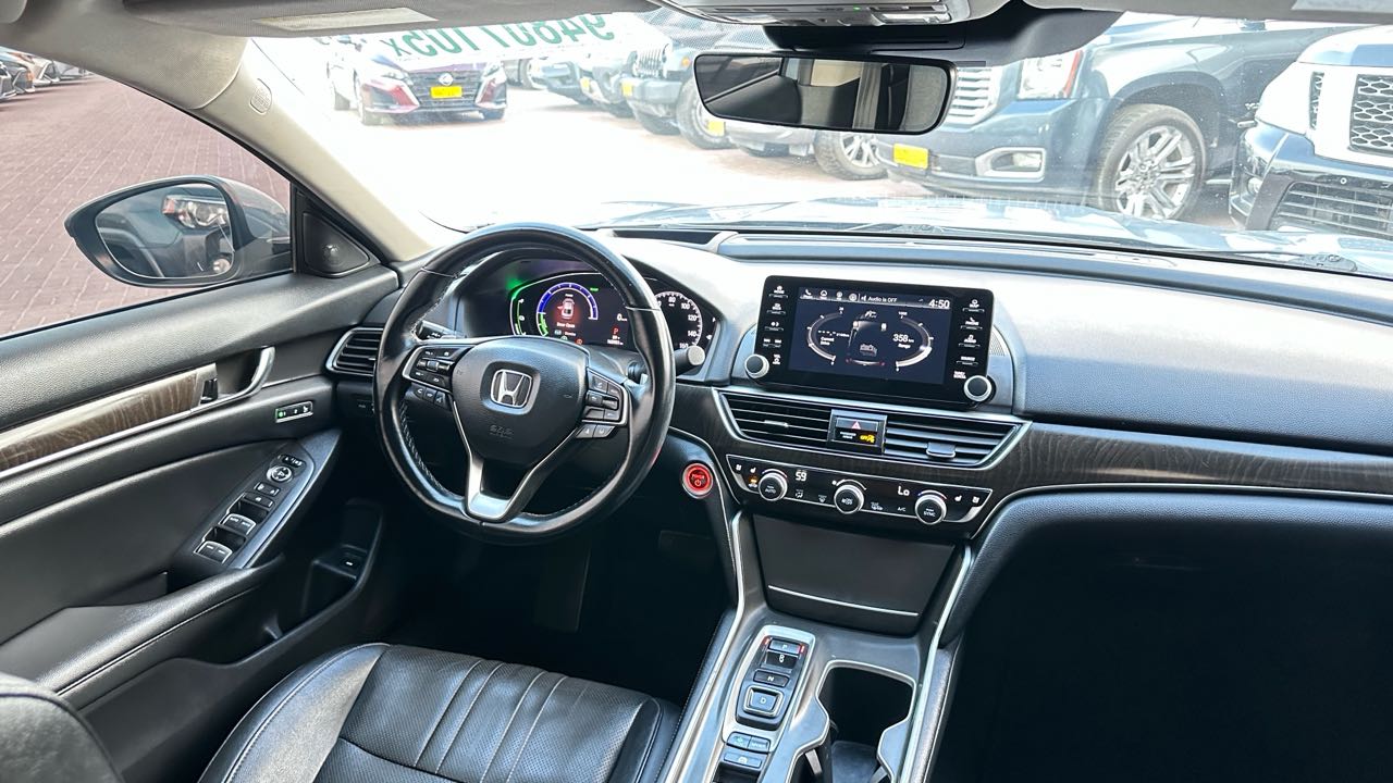 Car Image 2021 HONDA ACCORD TOURING