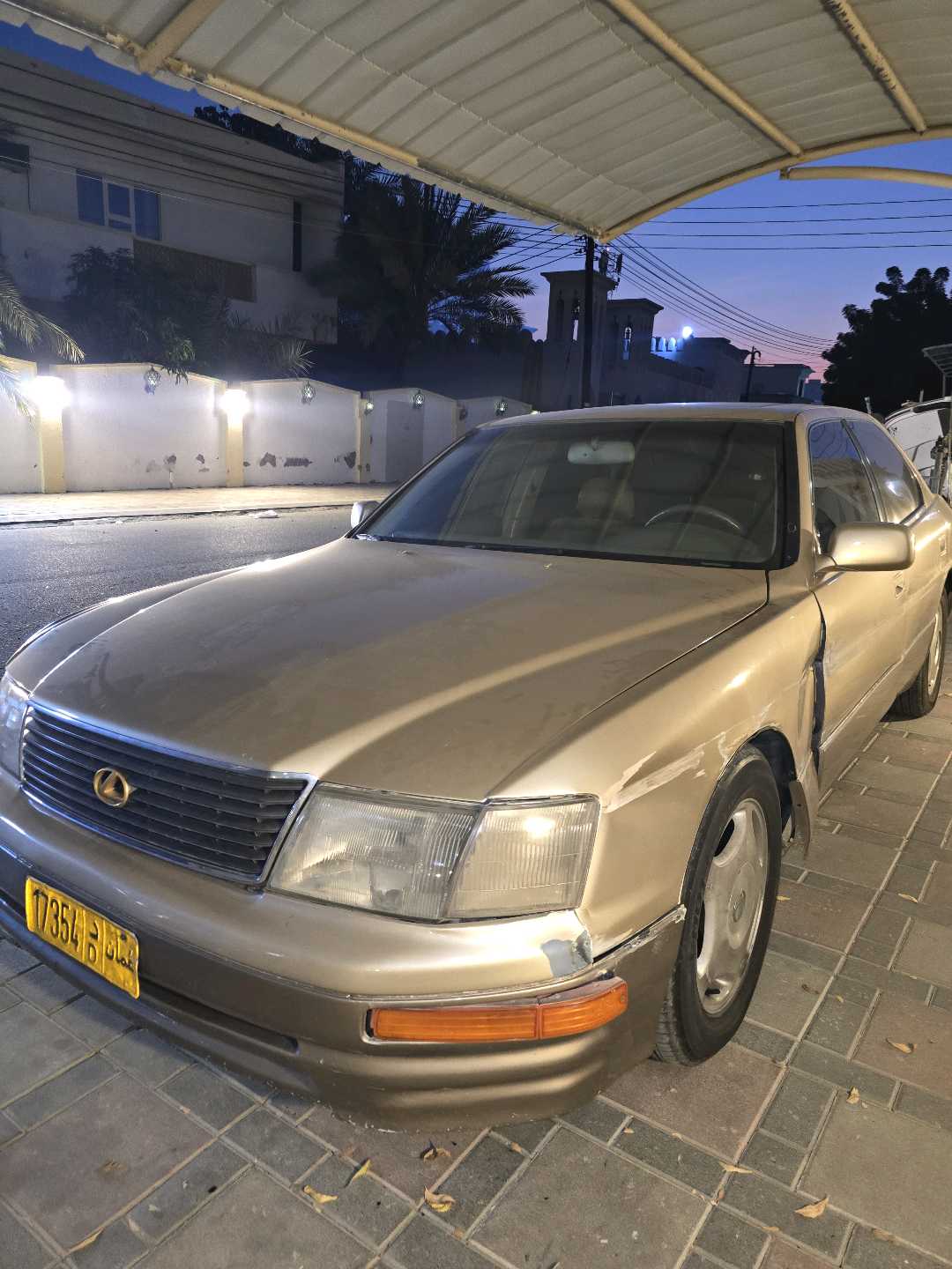 لكزس LS 400 1995