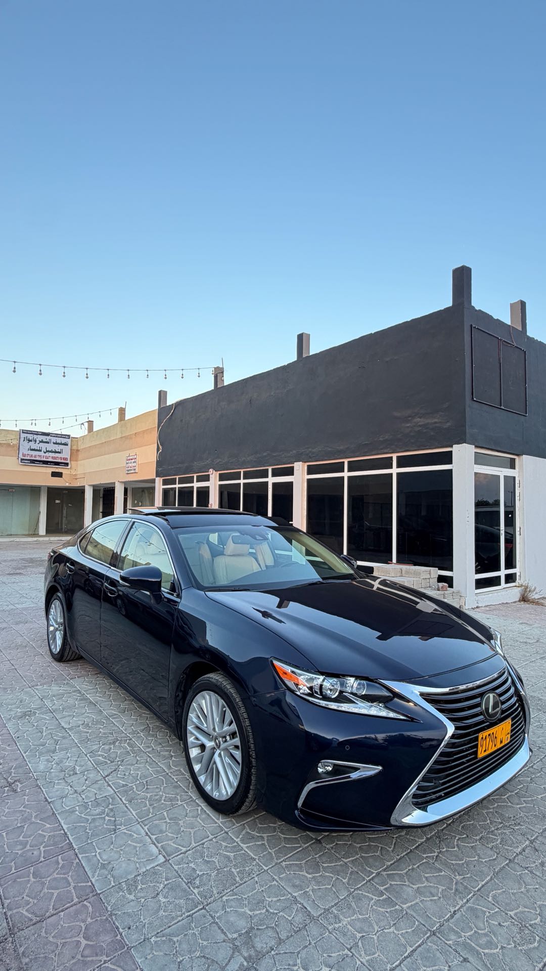 Car Image 2018 LEXUS ES 350