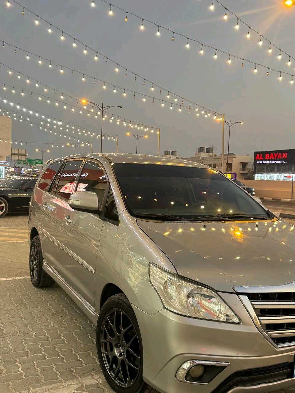 Car Image 2015 TOYOTA INNOVA G