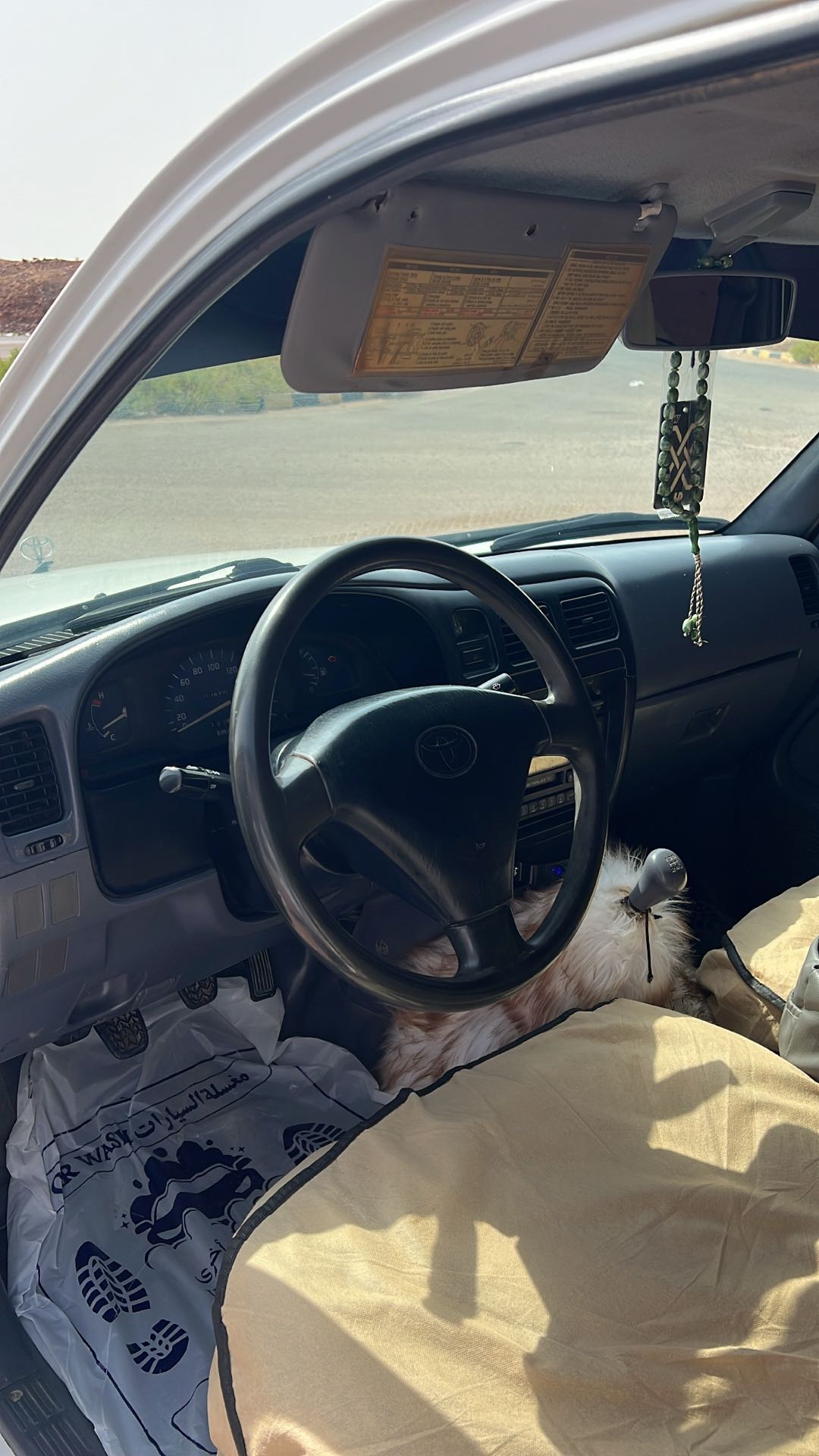 Car Image 2002 TOYOTA HILUX 2.7