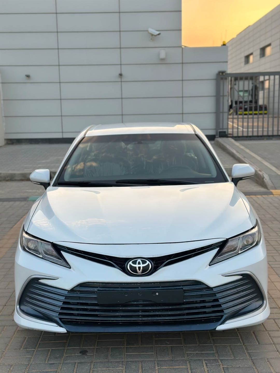 Car Image 2023 TOYOTA CAMRY E