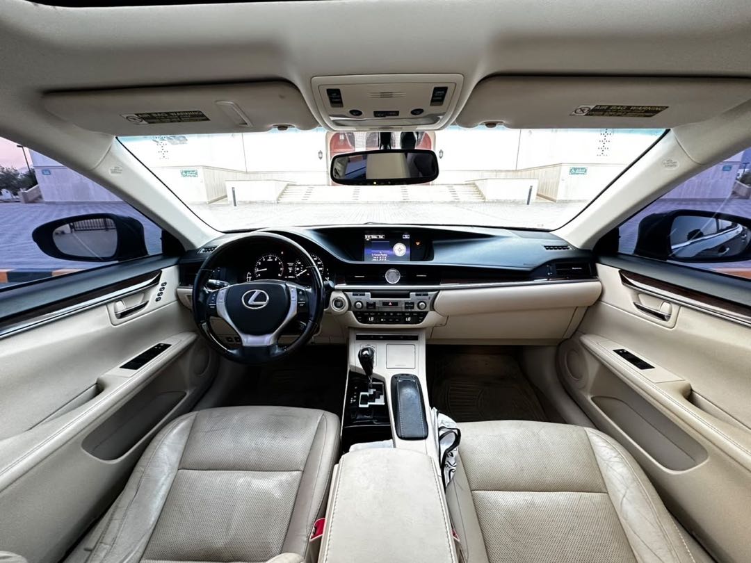 Car Image 2015 LEXUS ES 350
