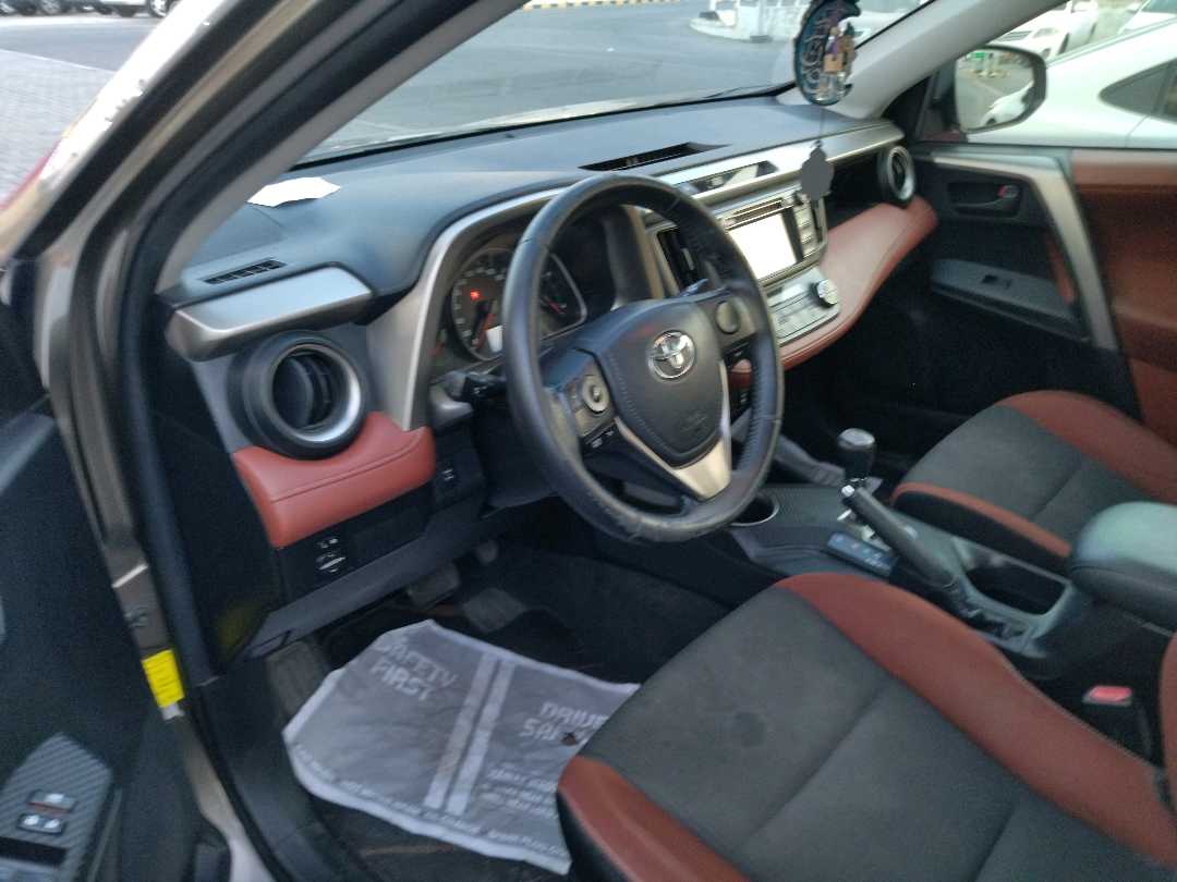 Car Image 2013 TOYOTA RAV4 EX