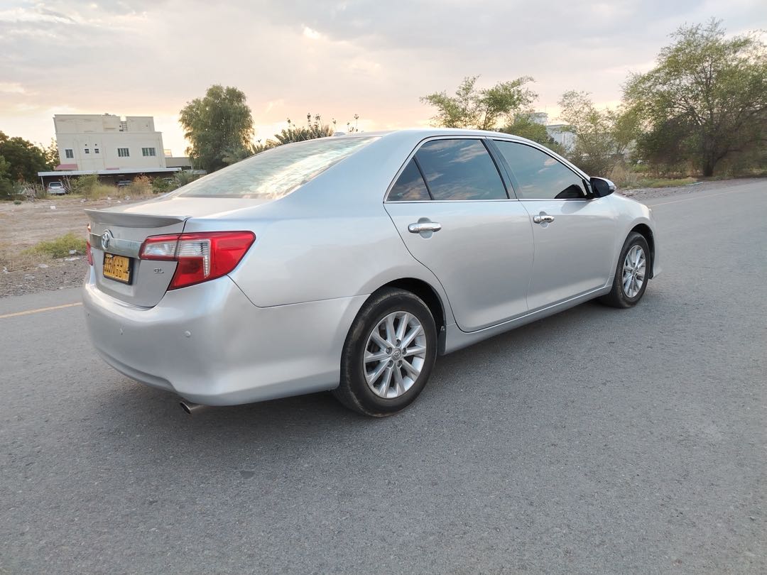 Car Image 2014 TOYOTA CAMRY GL