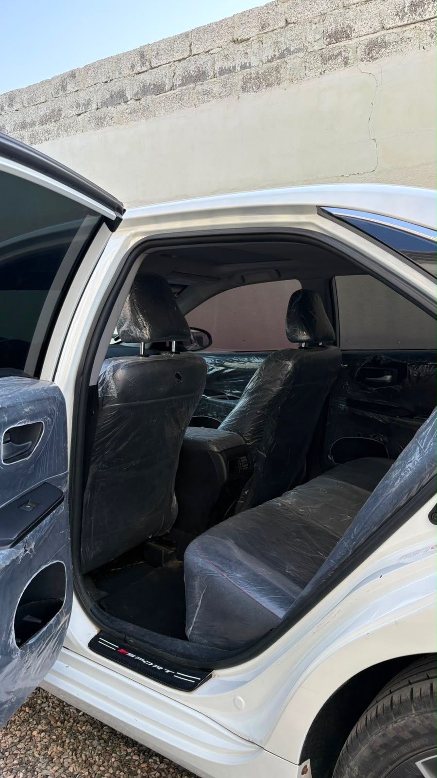 Car Image 2017 TOYOTA CAMRY SE