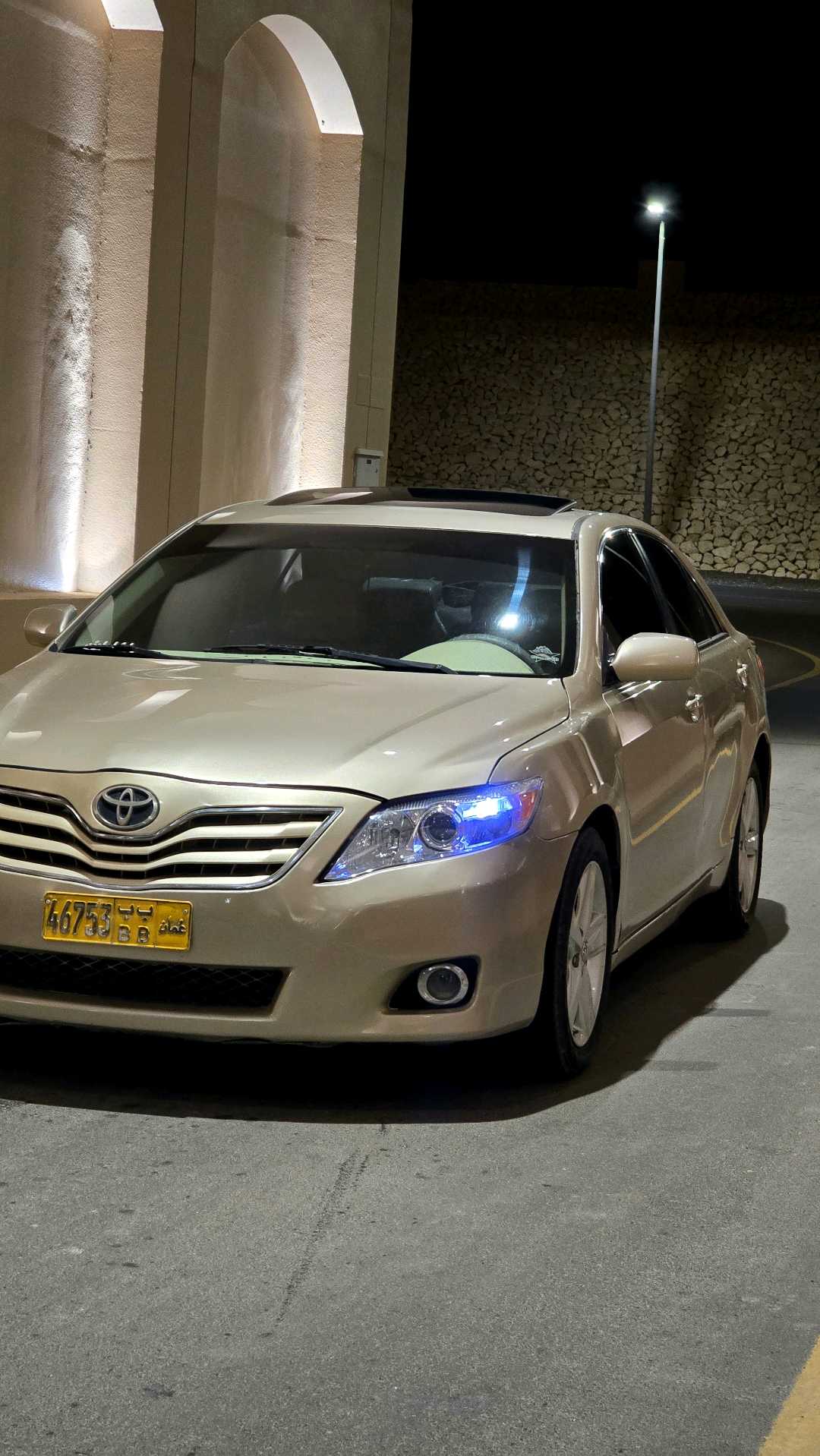 Car Image 2011 TOYOTA CAMRY XLI