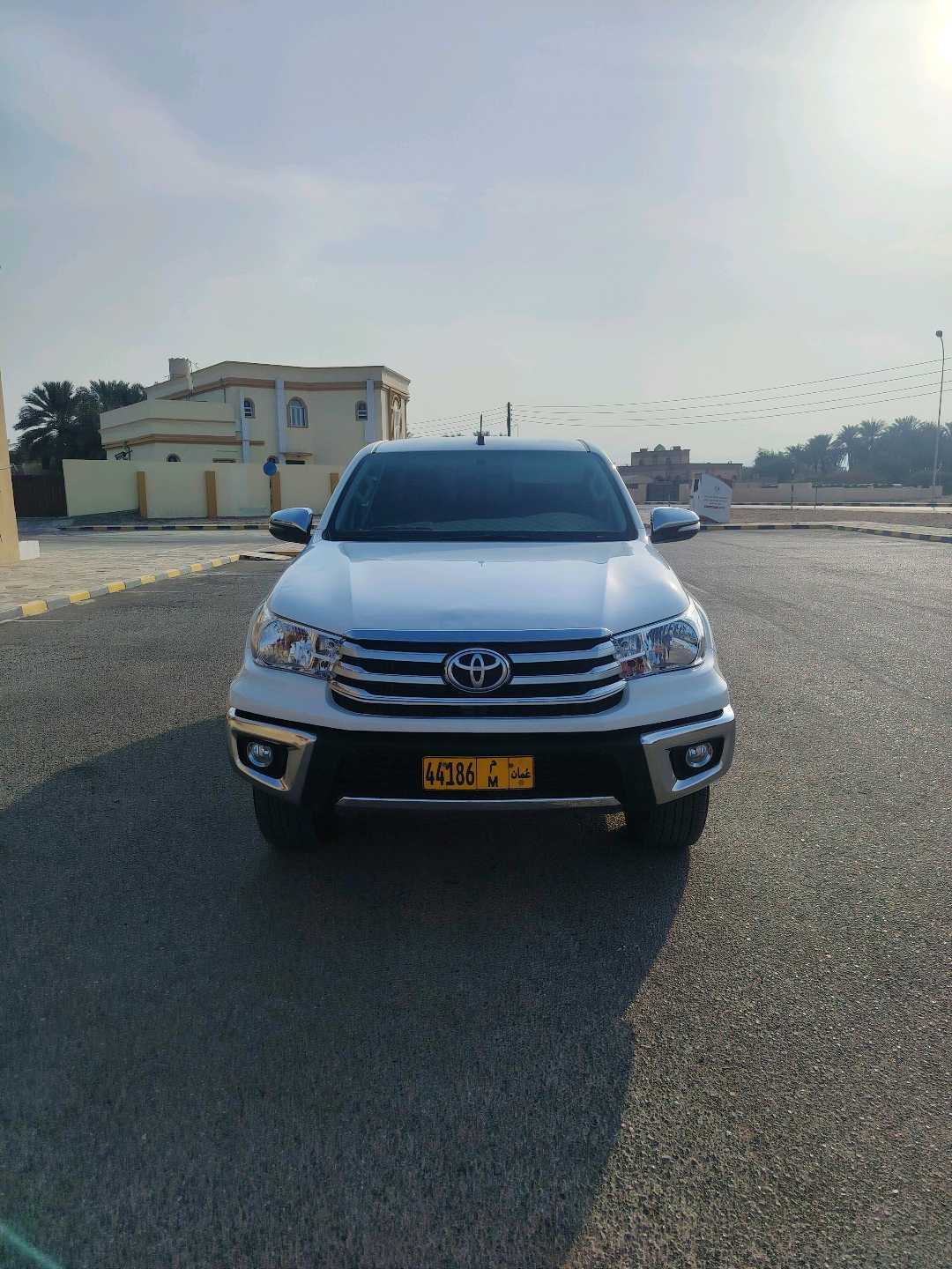 Car Image 2019 TOYOTA HILUX 2.7