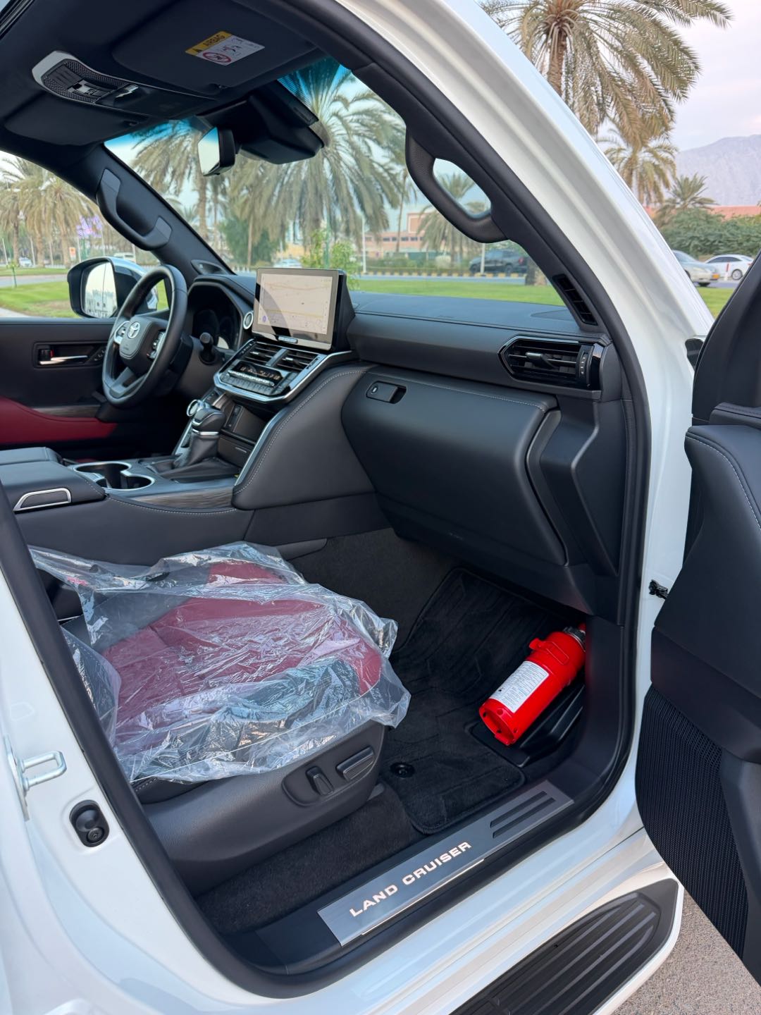 Car Image 2026 TOYOTA LAND CRUISER VX.R