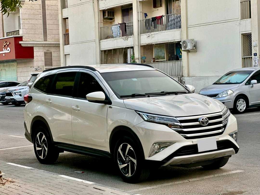 Car Image 2021 TOYOTA RUSH 