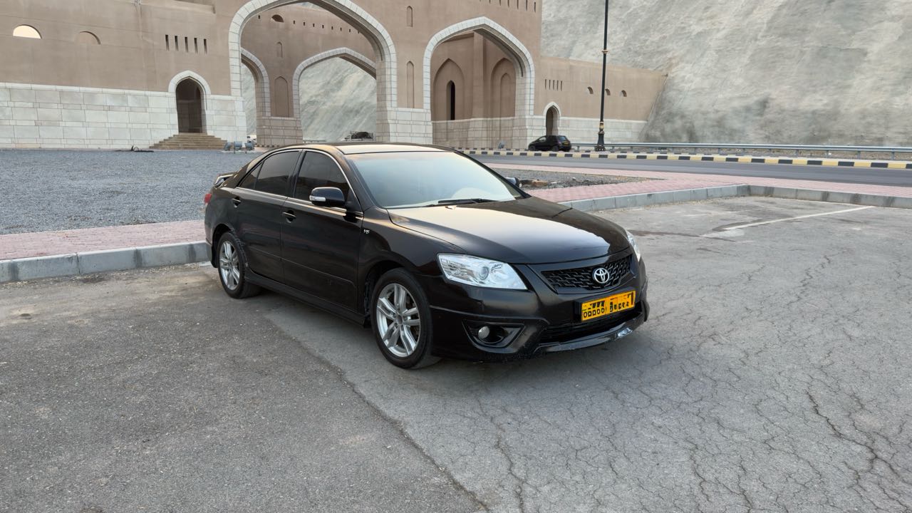 Car Image 2011 TOYOTA AURION Grande
