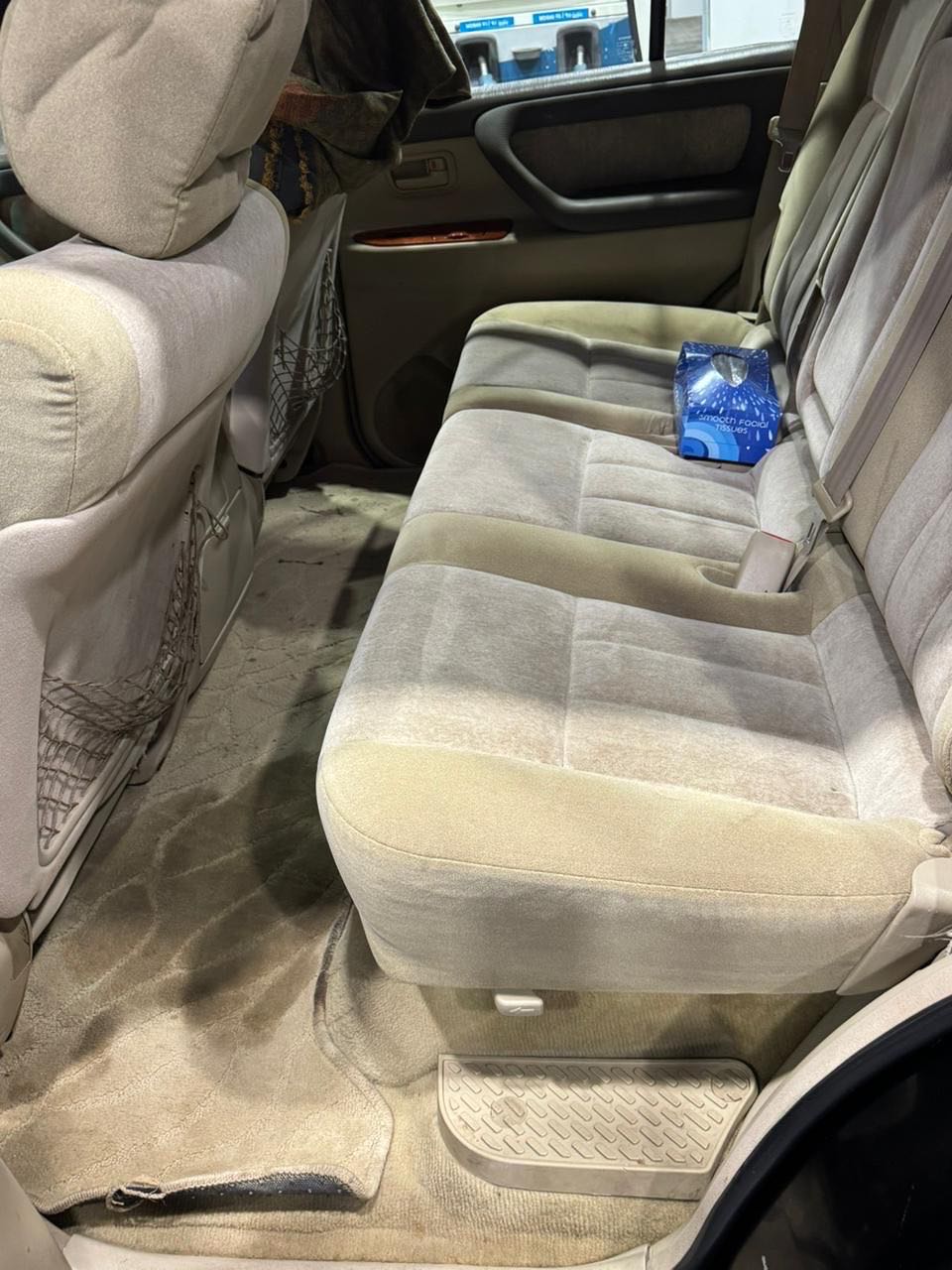 Car Image 2004 TOYOTA LAND CRUISER VX.R