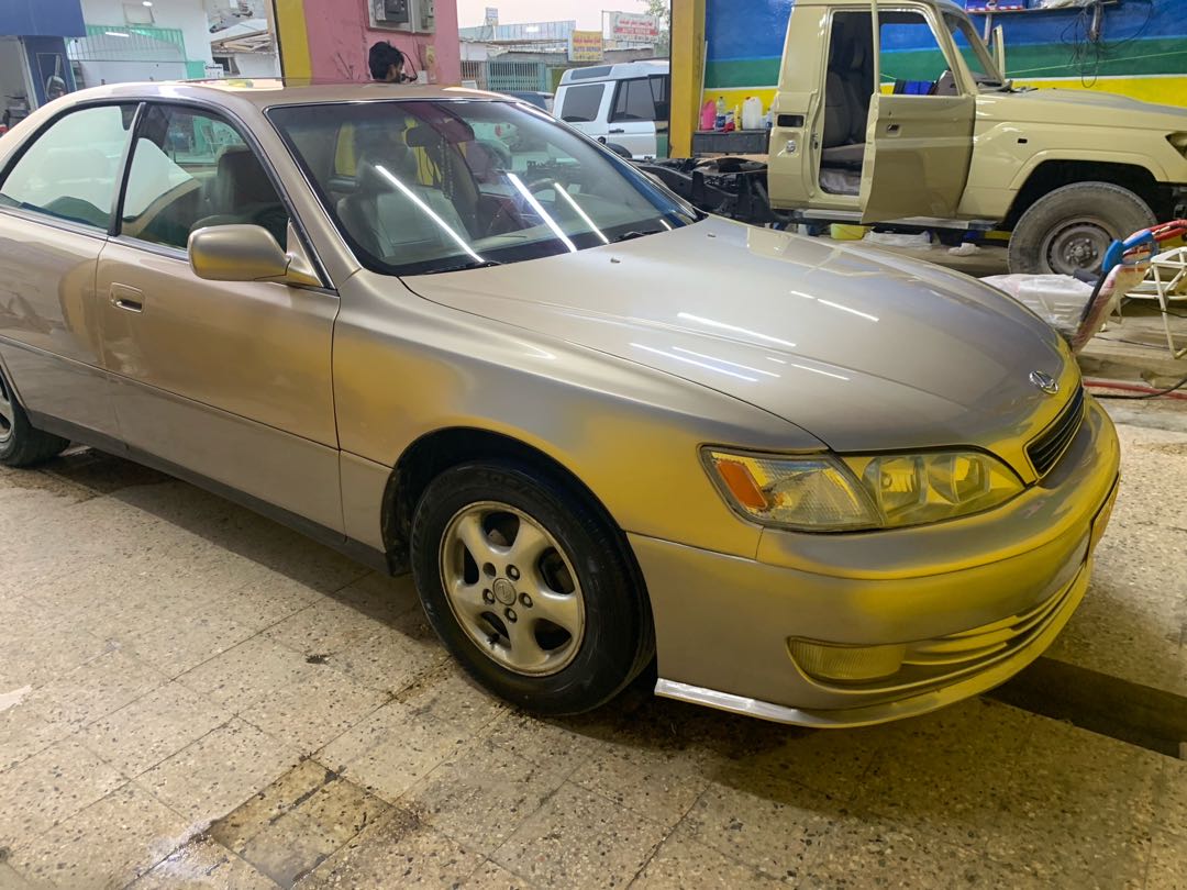 Car Image 1999 LEXUS ES 300