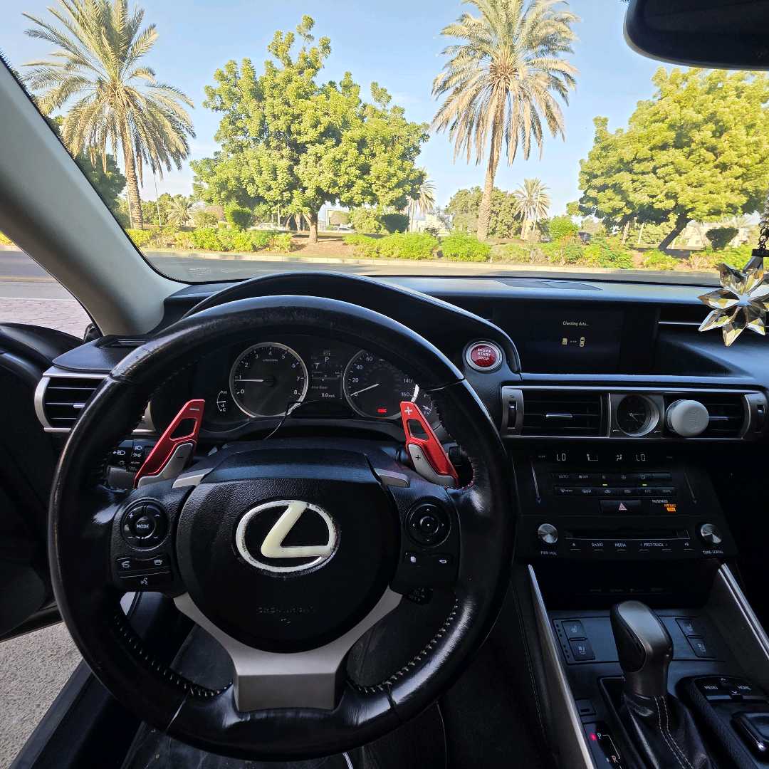 Car Image 2016 LEXUS IS 300