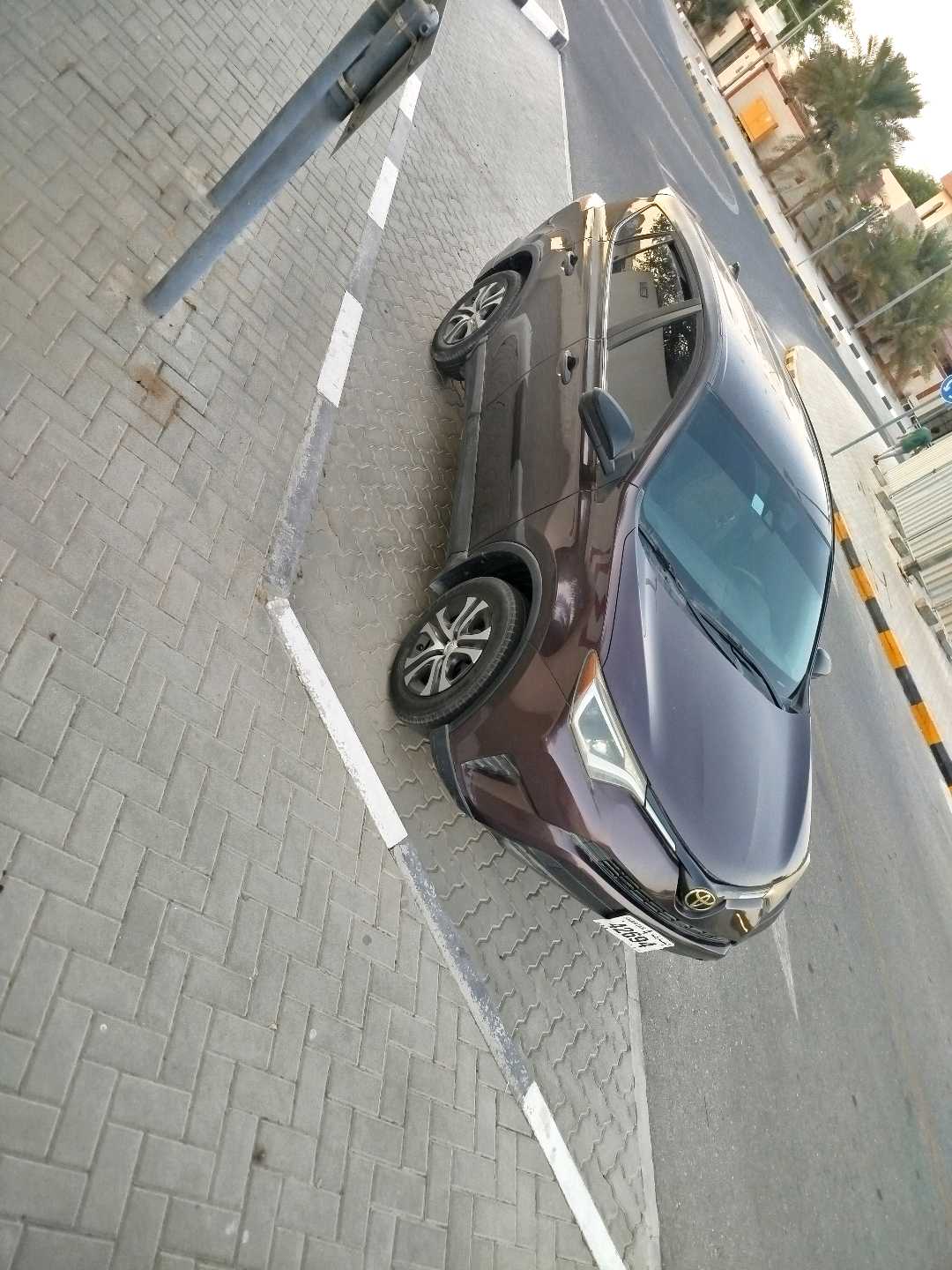 Car Image 2018 TOYOTA RAV4 EX