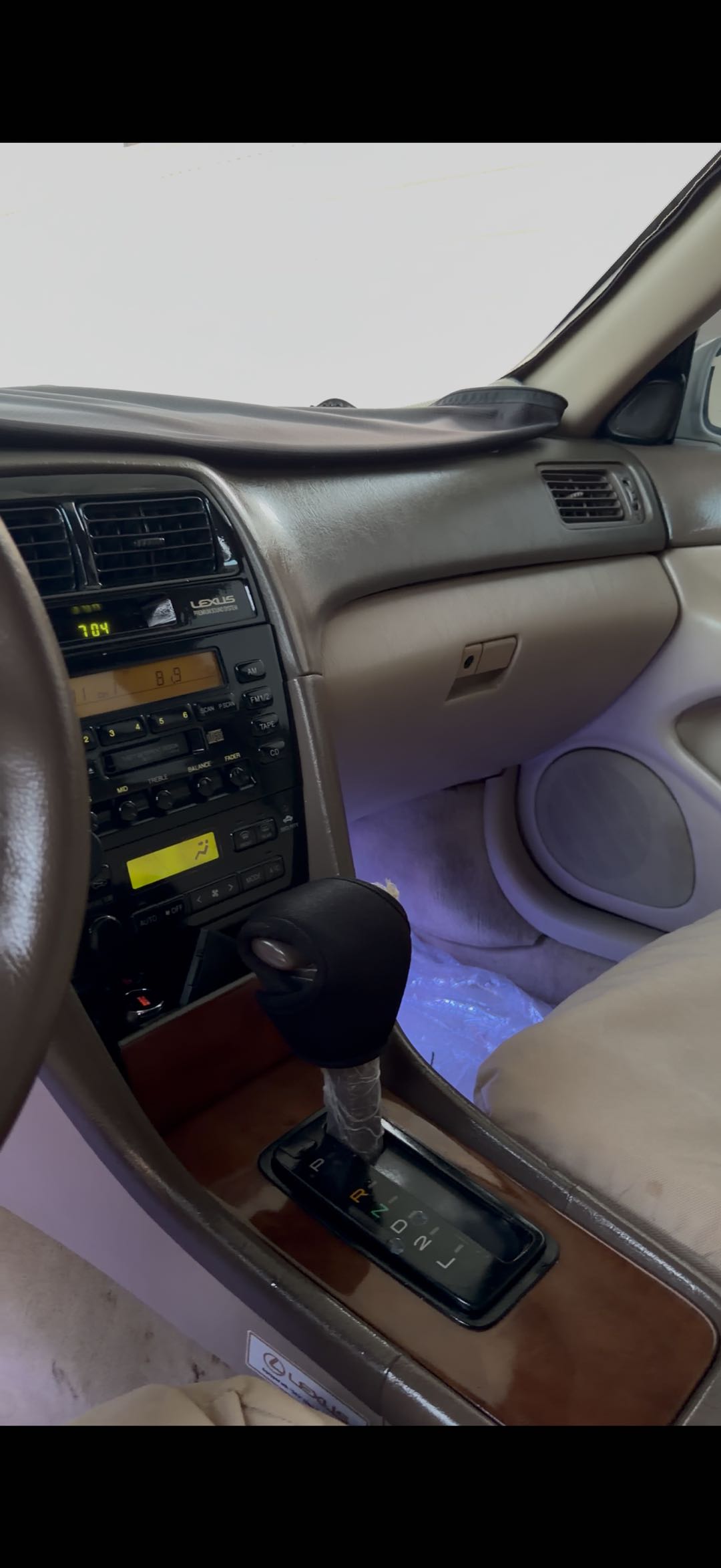 Car Image 1997 LEXUS ES 300