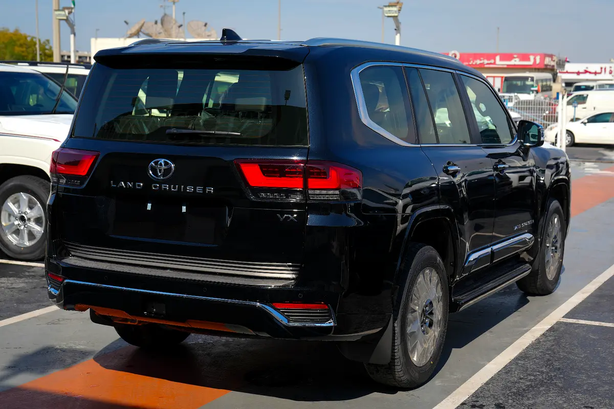 Car Image 2026 TOYOTA LAND CRUISER VX