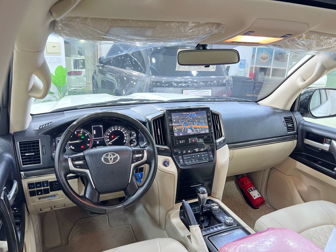Car Image 2021 TOYOTA LAND CRUISER GX.R