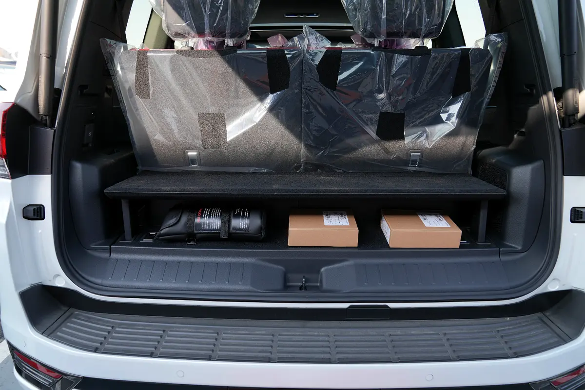 Car Image 2026 TOYOTA LAND CRUISER VX.R