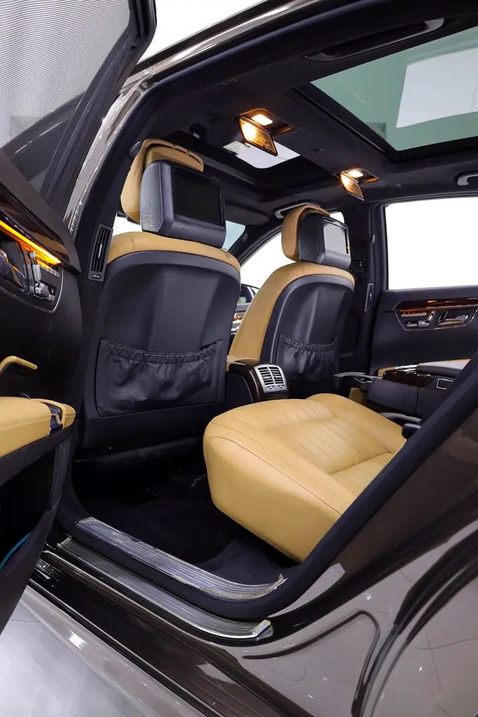 Car Image 2011 MERCEDES S Class 500