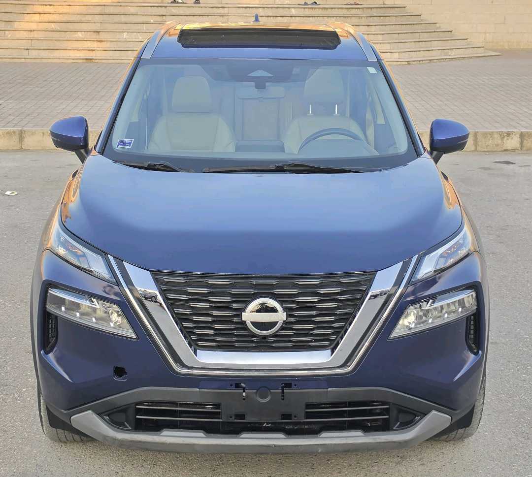 نيسان روج SV 2021