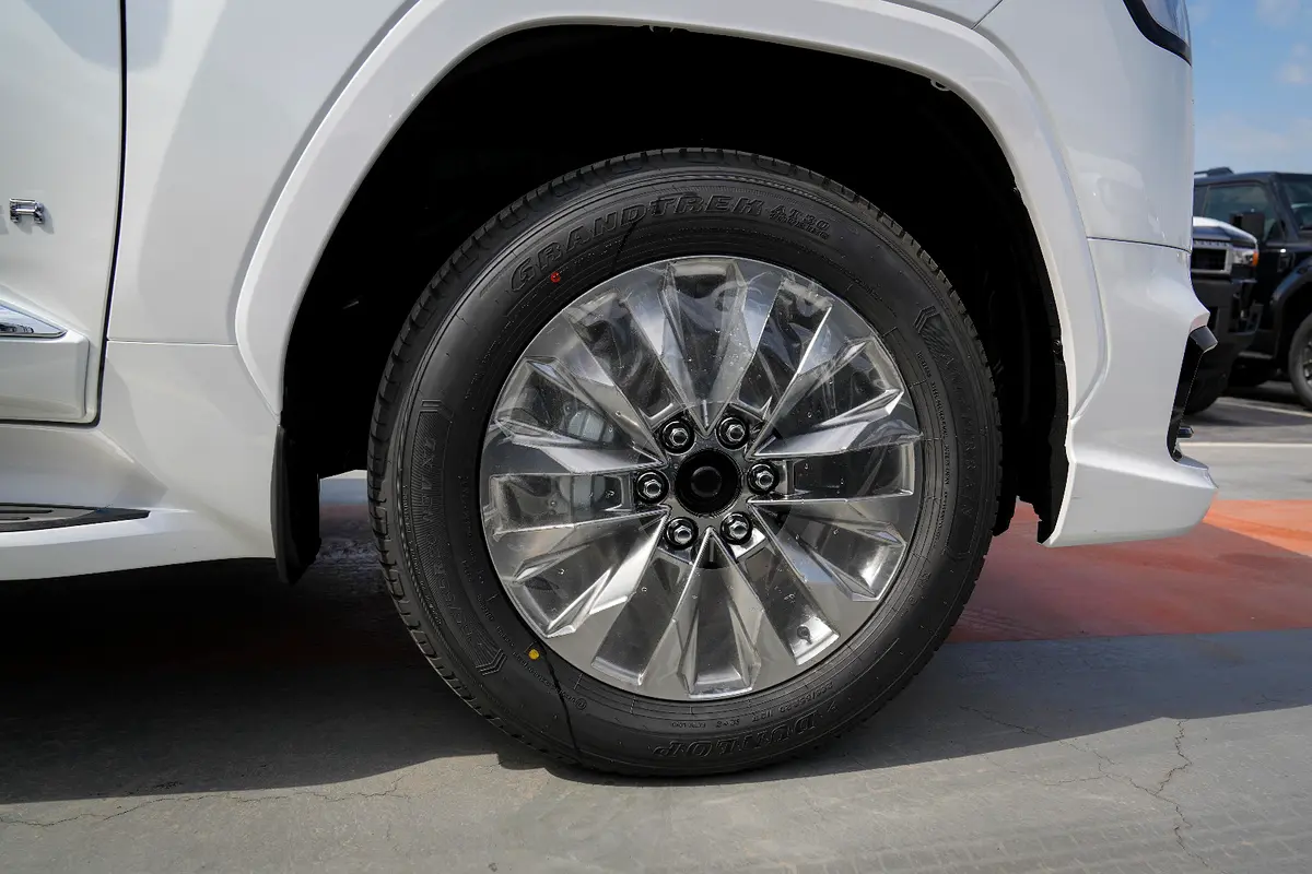 Car Image 2026 TOYOTA LAND CRUISER VX.R