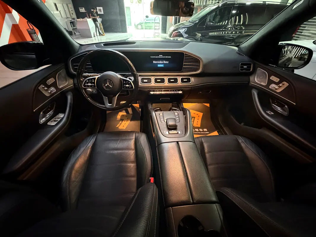 Car Image 2021 MERCEDES GLS CLASS GLS 580