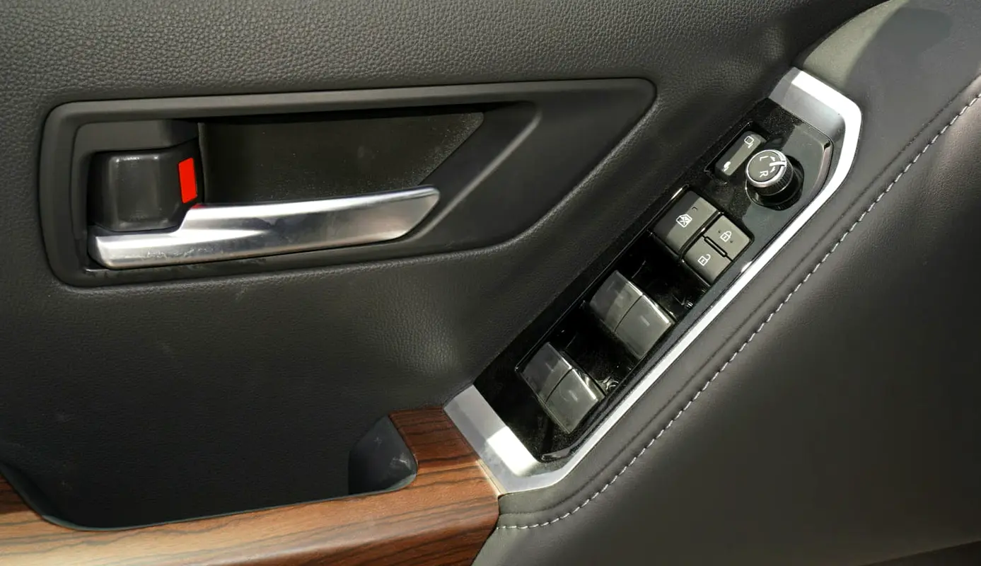 Car Image 2026 TOYOTA LAND CRUISER GX.R